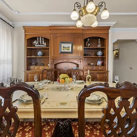 Casa Fife Апартаменты